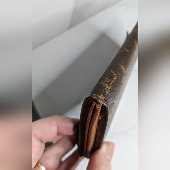 Louis Vuitton Sarah Wallet - Picture 7 of 7